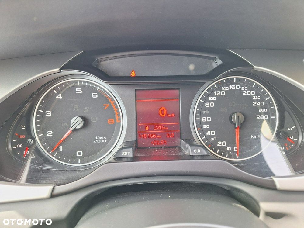 Audi A4 Avant 1.8 TFSI Ambiente - 26