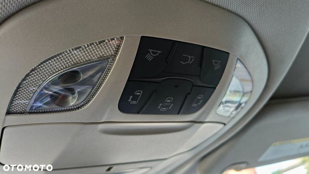 Chrysler Pacifica - 18