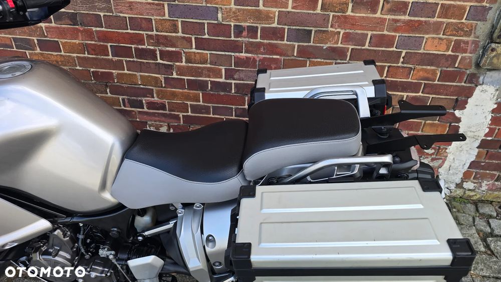 Yamaha XTZ - 11