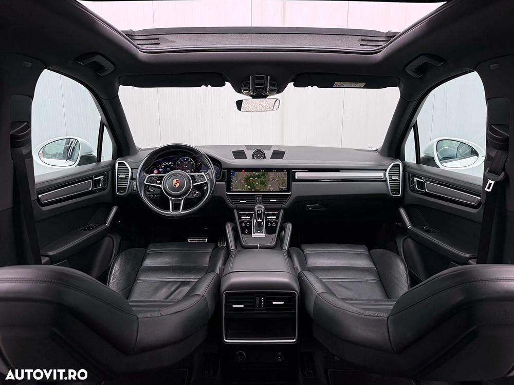 Porsche Cayenne S - 6