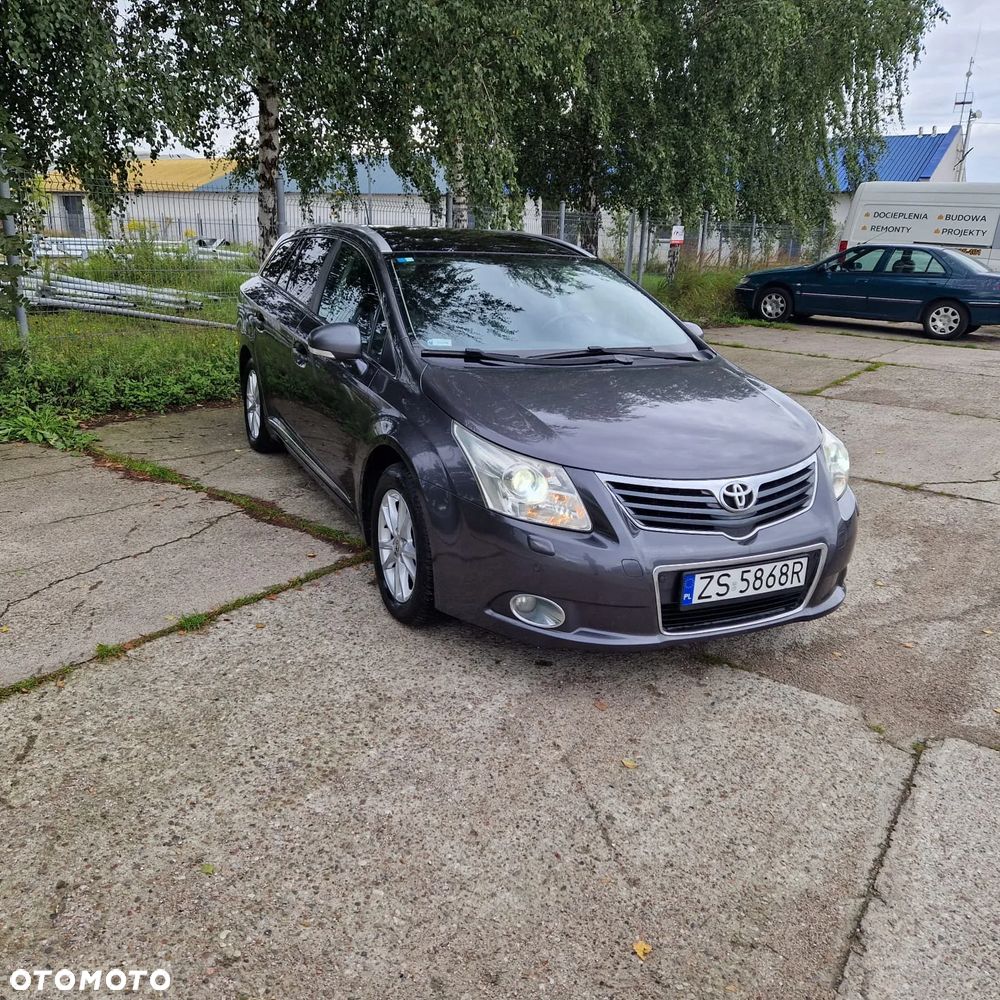 Toyota Avensis 2.0 Sol plus EU5 MS - 2