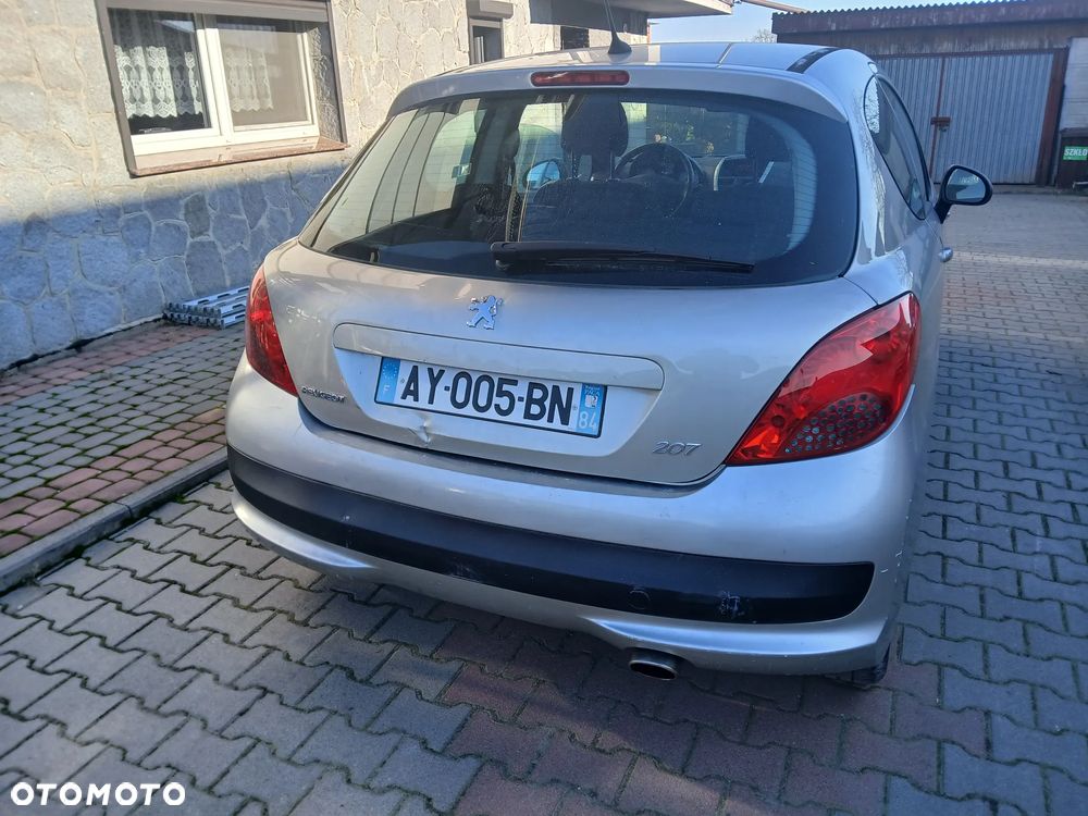 Peugeot 207 110 Sport - 4