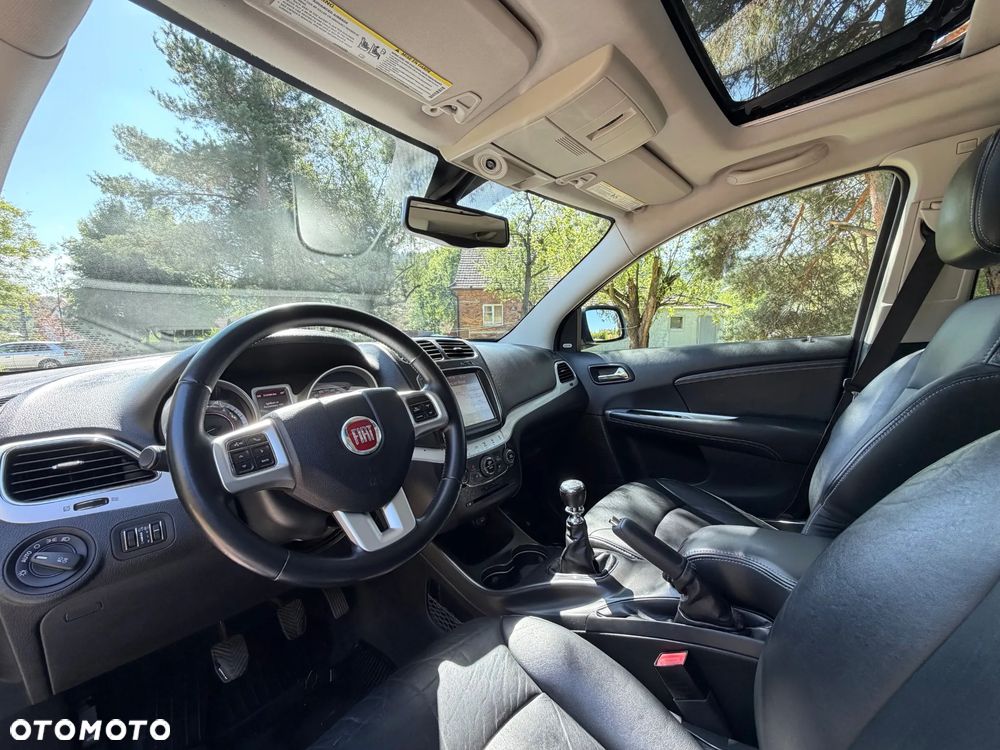 Fiat Freemont 2.0 Multijet Lounge - 17