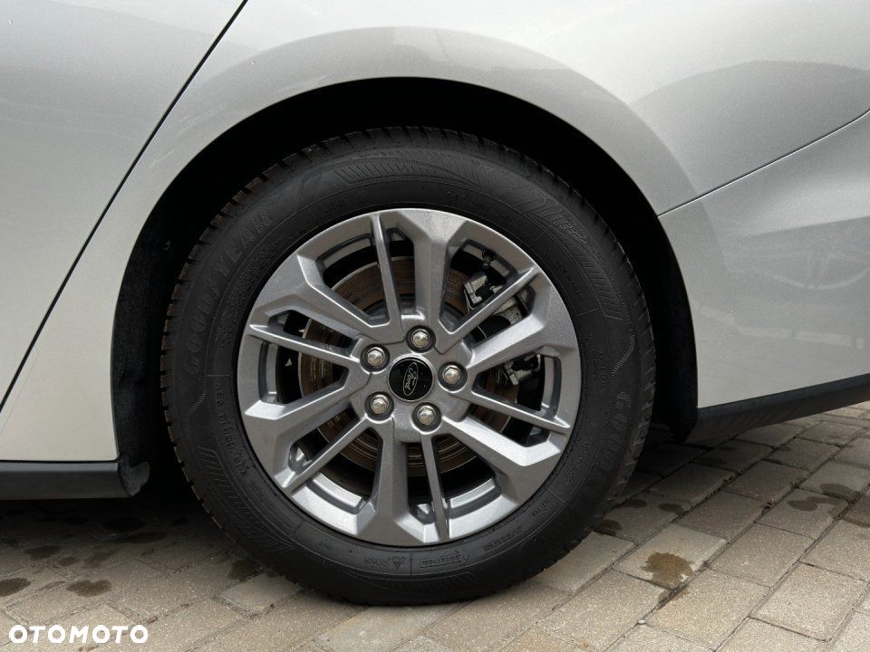 Ford Focus - 9