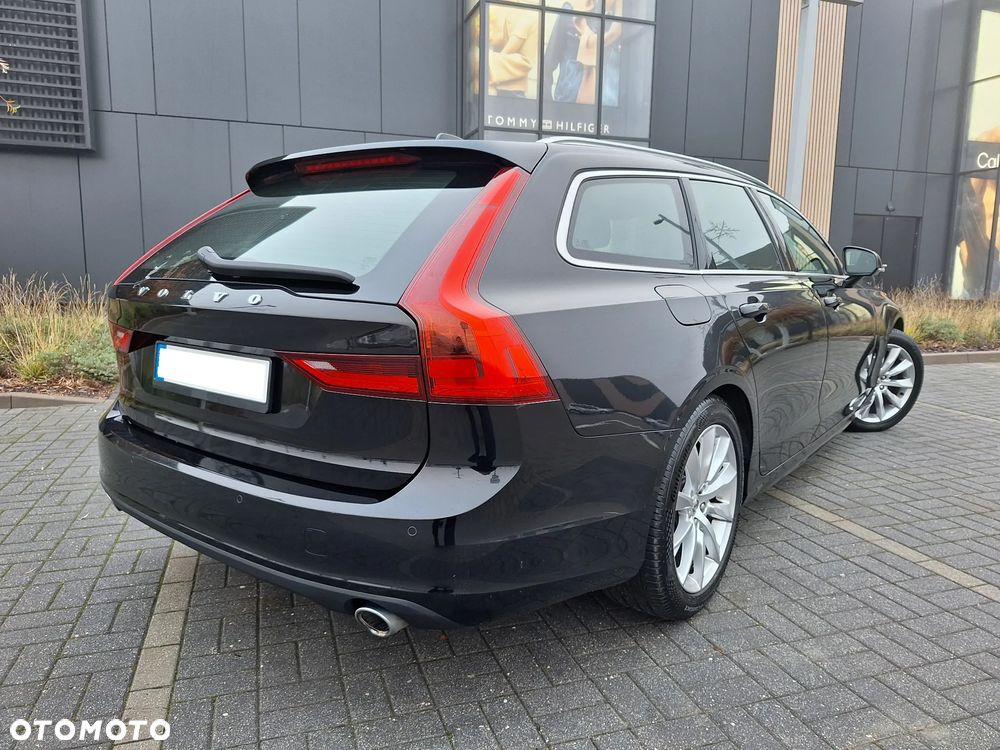 Volvo V90 D4 Momentum Pro - 11