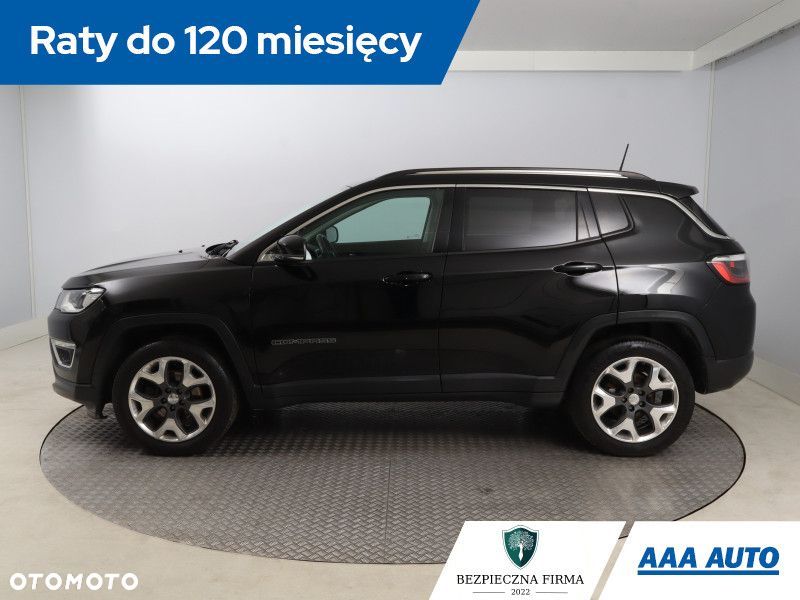 Jeep Compass - 4