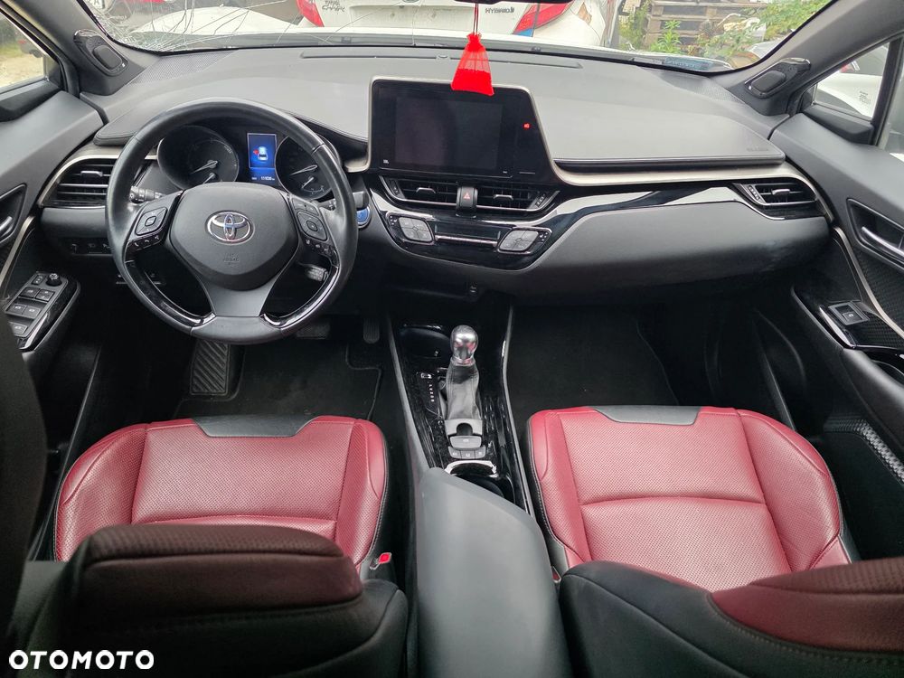 Toyota C-HR 1.8 Hybrid Selection - 2