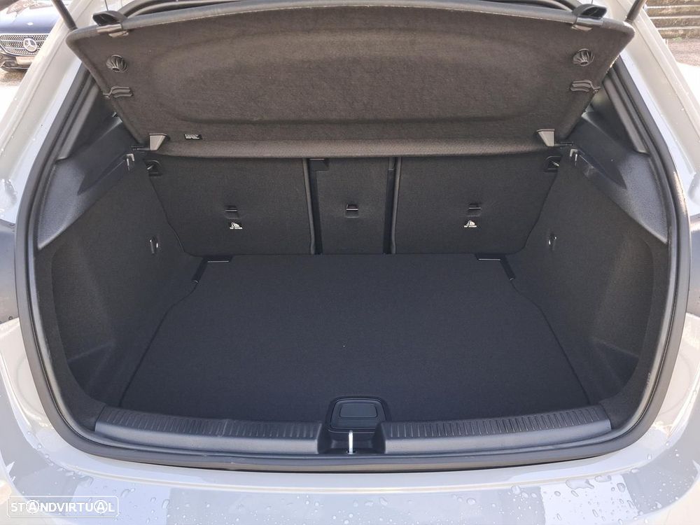 Mercedes-Benz A 180 - 13