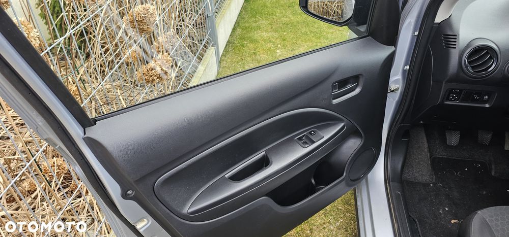 Mitsubishi Space Star 1.0 Klassik Kollektion - 13