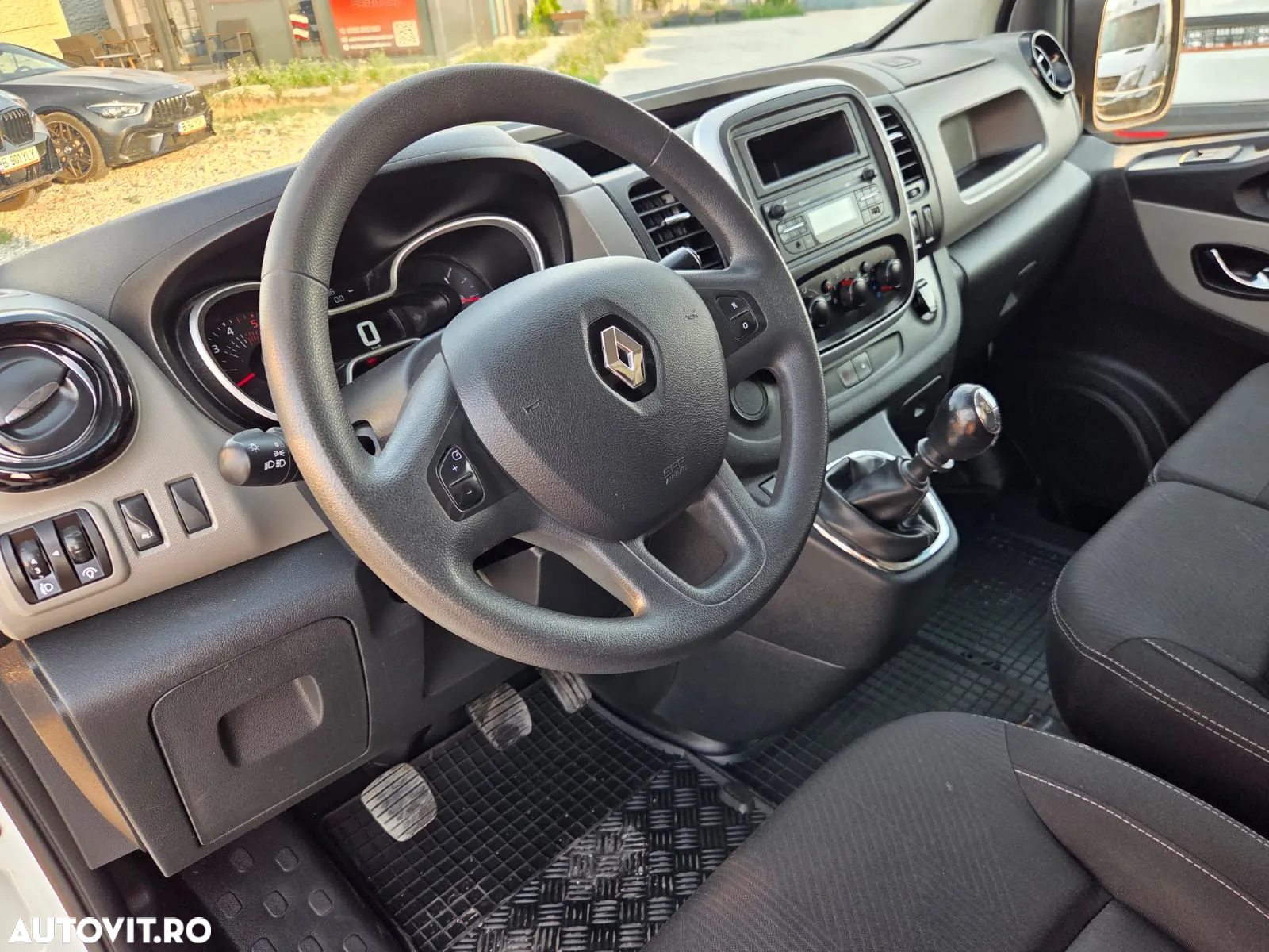 Renault Trafic L1H1 - 22