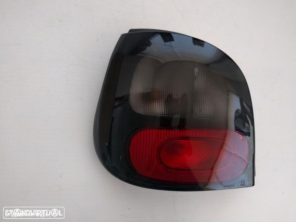 farolim farol tras esquerdo renault megane scenic 1996 a 1998 - 2