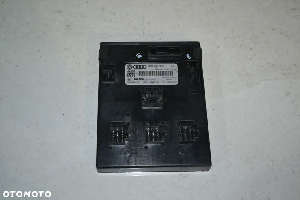 AUDI A4 B8 A5 Q5 MODUŁ KOMFORTU 8K0907063 - 1