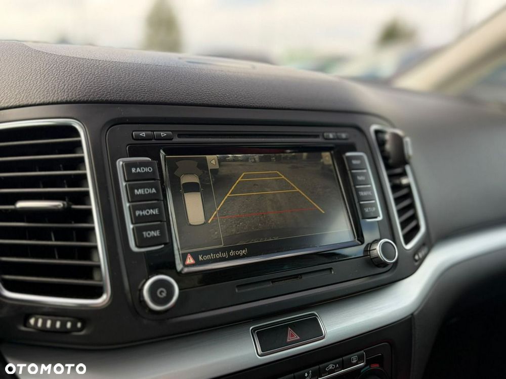 Volkswagen Sharan - 12