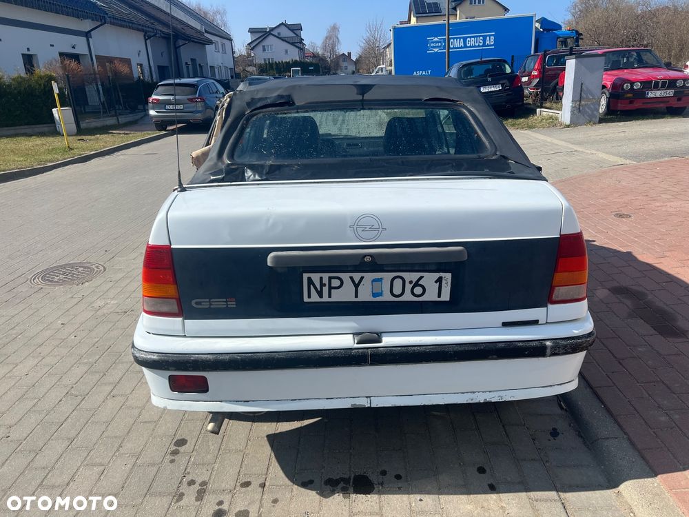Opel Kadett 2.0i GSI II - 7