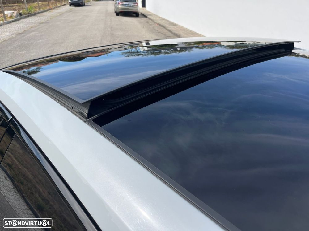 Porsche Panamera Sport Turismo - 19