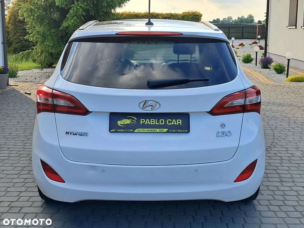 Hyundai i30 blue 1.6 CRDi DCT Premium - 7