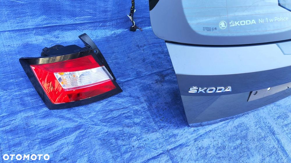 KLAPA KAMERA COFANIA ZDERZAK CZUJNIKI PDC PAS TYLNY WZMOCNIENIE BELKA LAMPA LEWY TYŁ KOMPLETNY ZESTAW DUPA ORYGINALNY LAKIER LF7Y SKODA FABIA III 3 6V LIFT HB 5D - 19