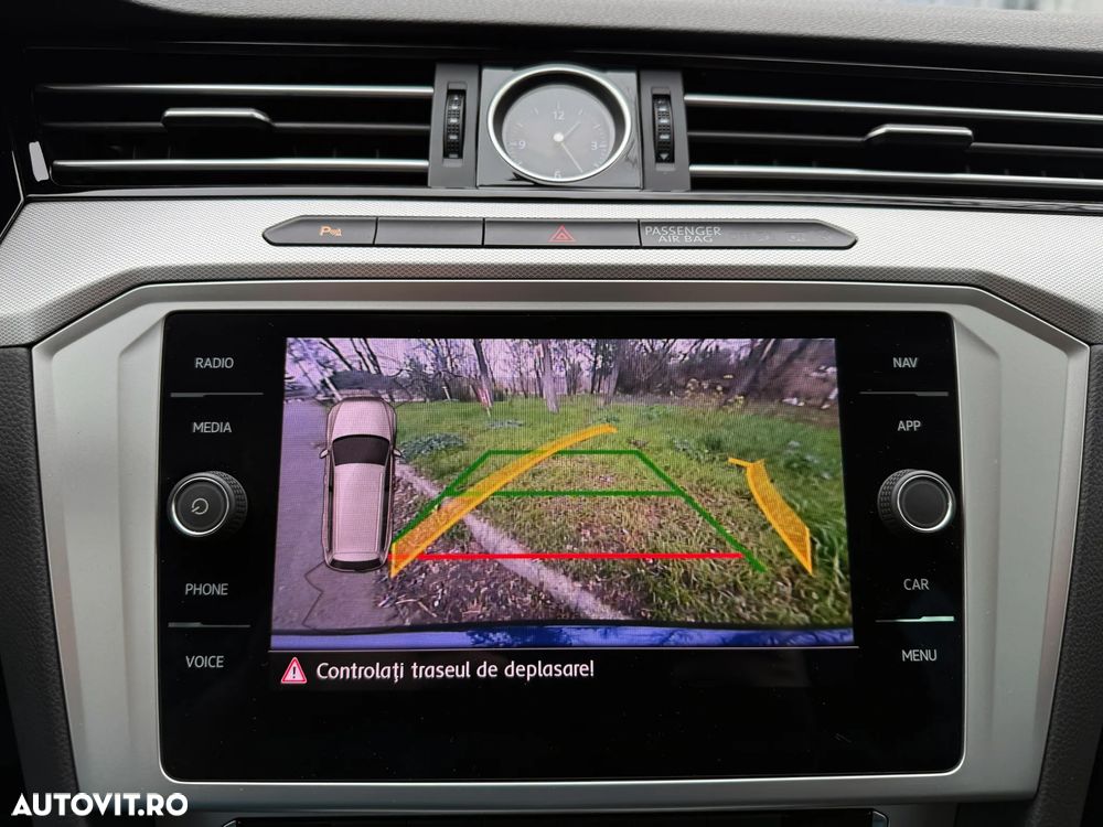 Volkswagen Passat 1.6 TDI SCR DSG Business - 2