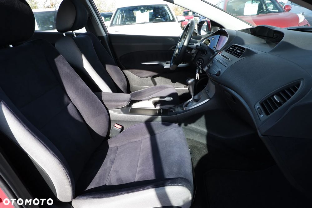 Honda Civic 1.8i-VTEC Sport - 9