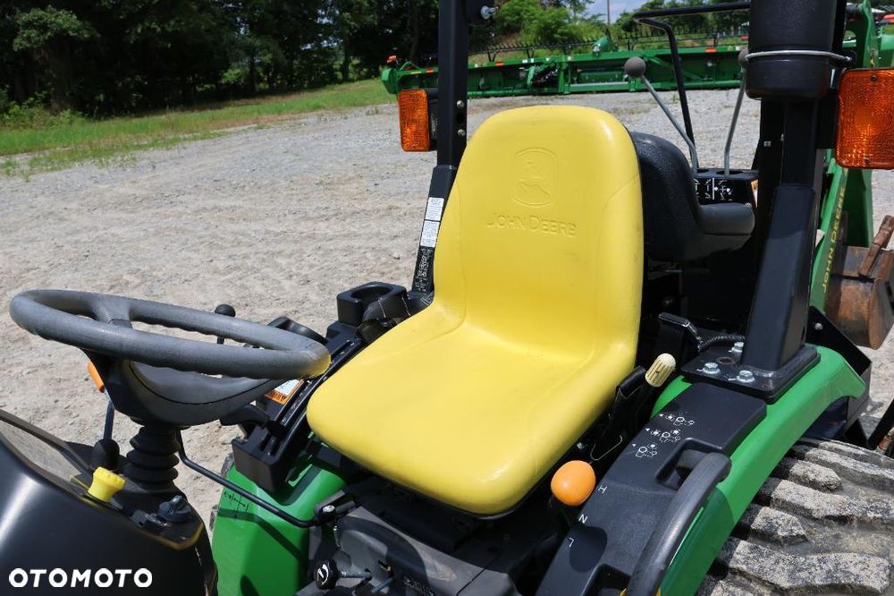 John Deere 2520 - 21