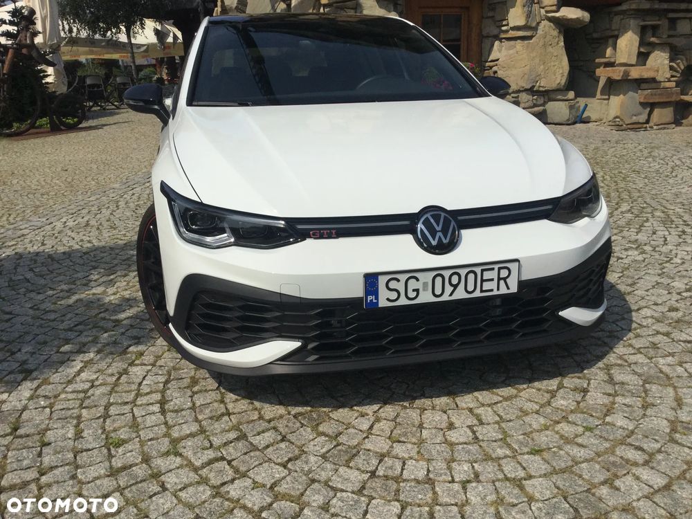 Volkswagen Golf - 10