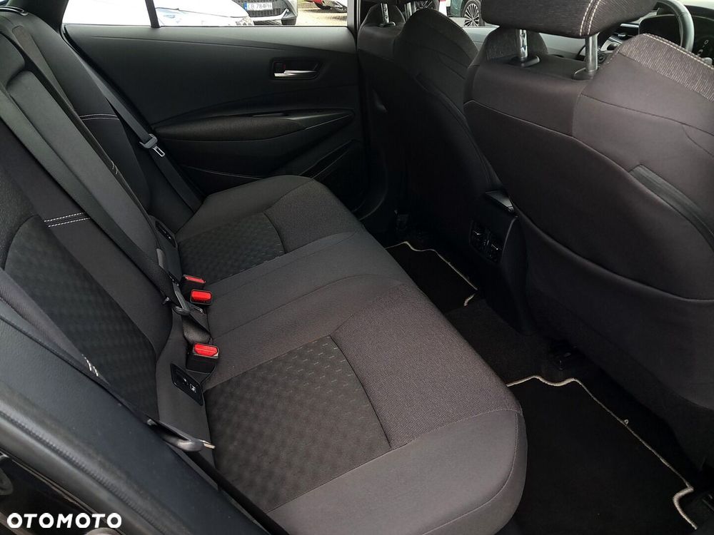 Toyota Corolla 1.8 Hybrid Comfort - 12