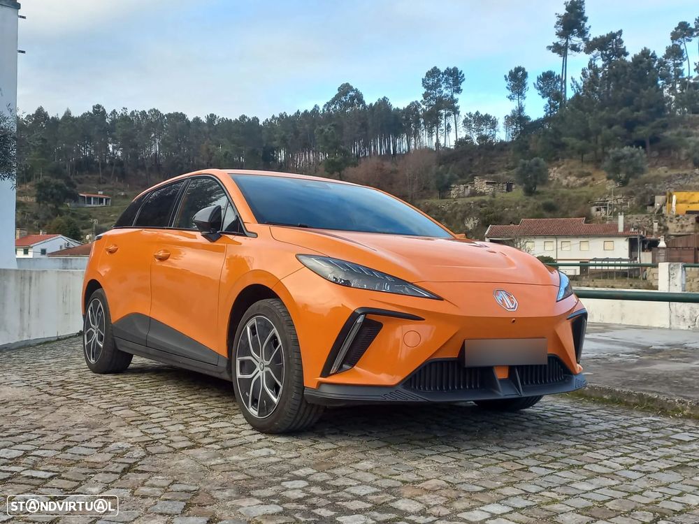 MG MG4 64 kWh Luxury - 5