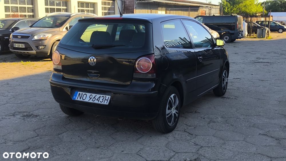 Volkswagen Polo - 4