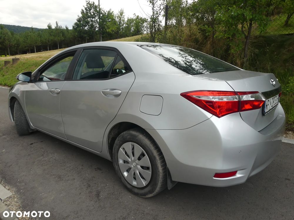 Toyota Corolla 1.33 Comfort - 11