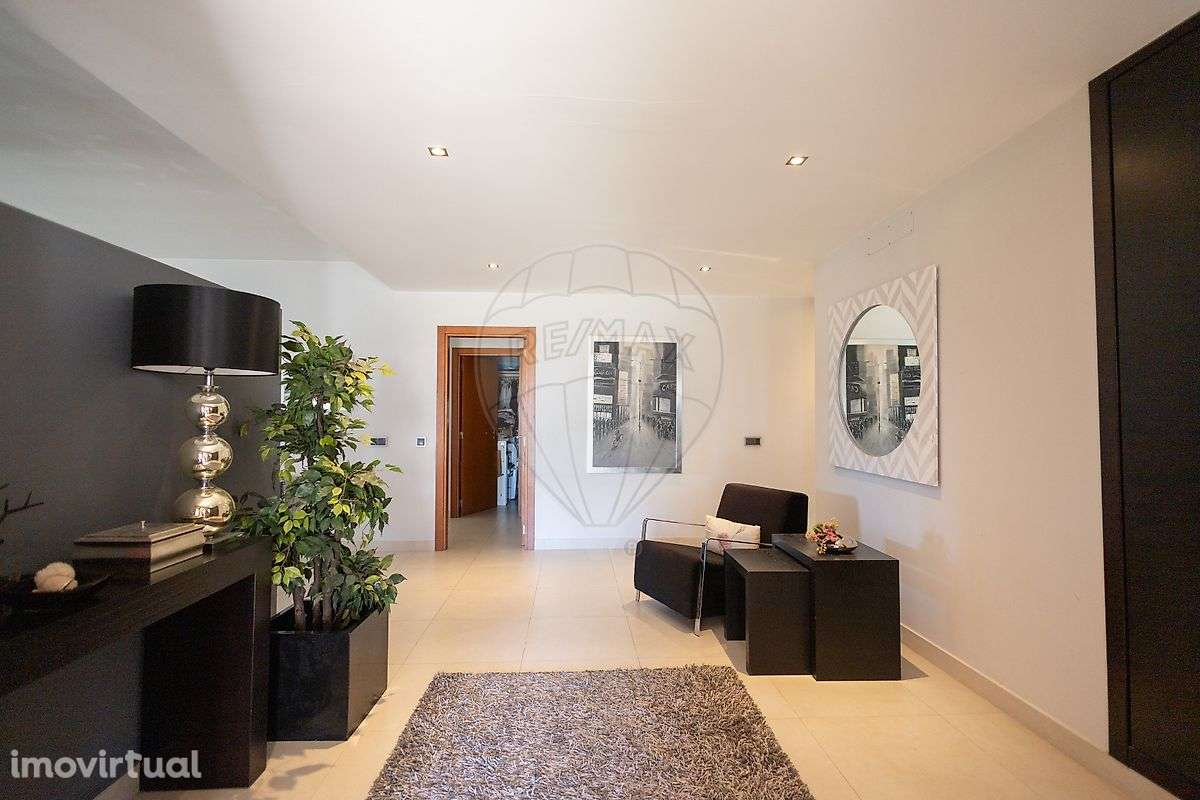 Moradia T4 para venda - Grande imagem: 3/29