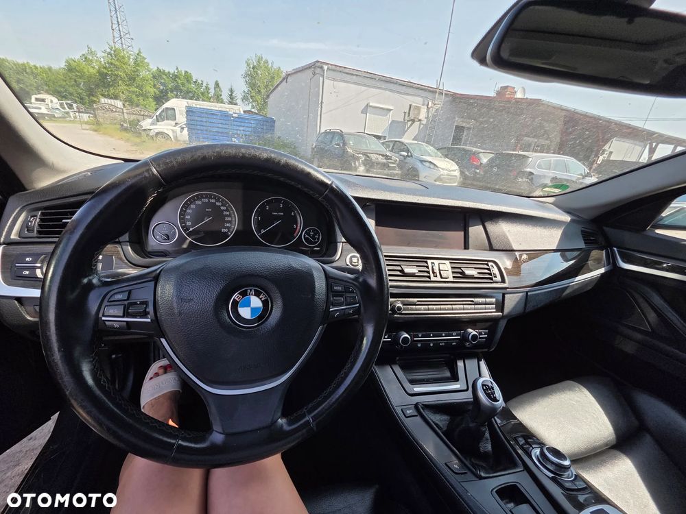 BMW Seria 5 520d Blue Performance - 2