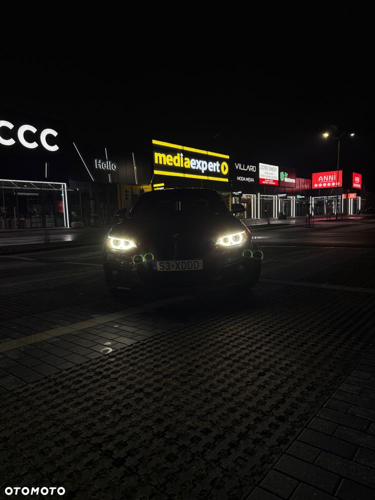 BMW Seria 2 218d - 5