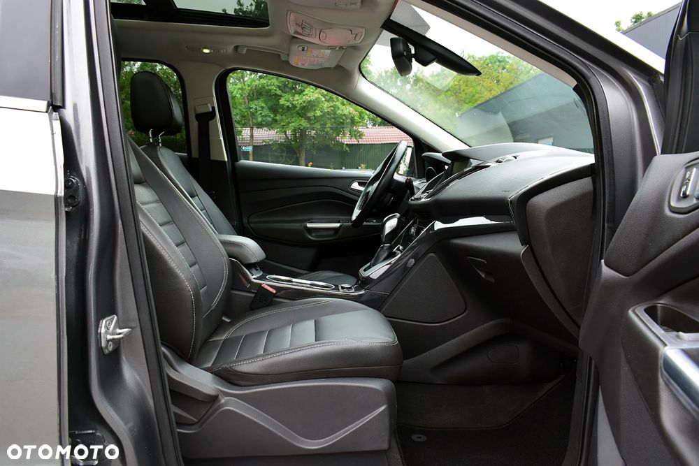 Ford Escape 2.0 EcoBoost AWD Titanium - 8