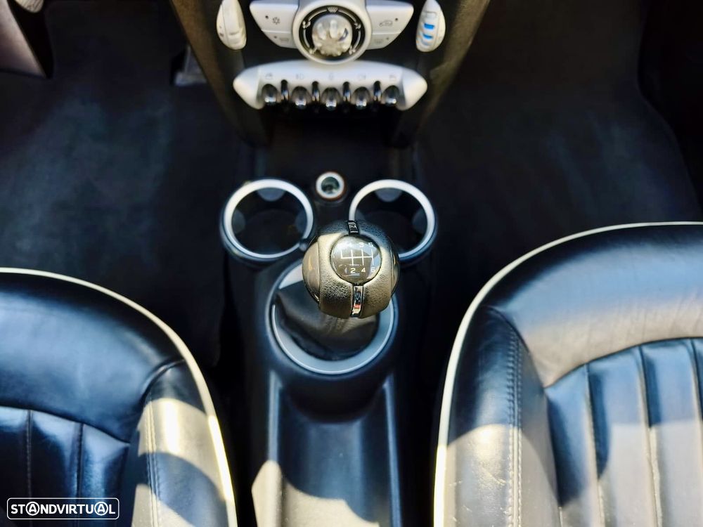 MINI 3 Portas Cooper D - 31