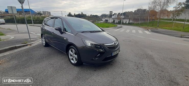 Opel Zafira 1.6 CDTi Cosmo - 4