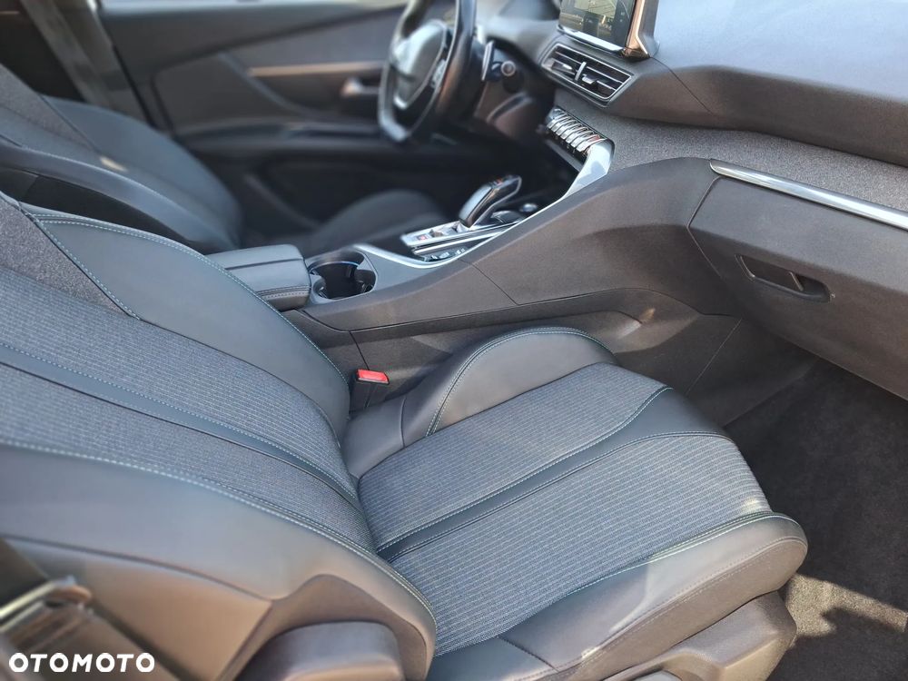 Peugeot 3008 225 e-EAT8 Allure Pack - 8