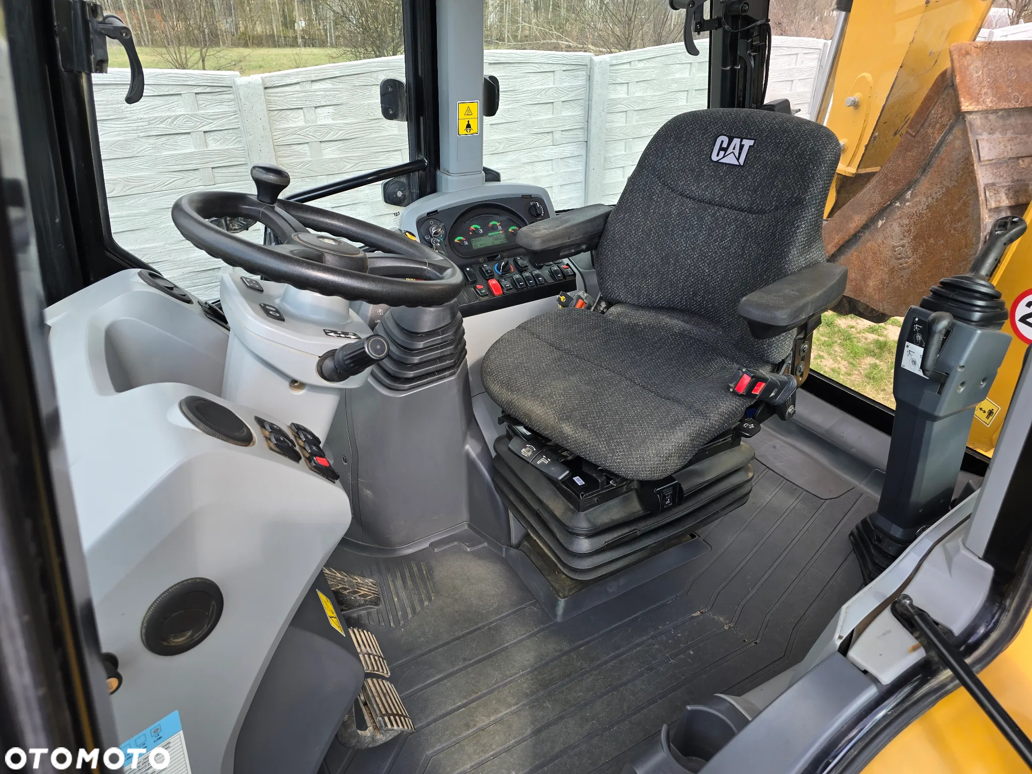 JCB - 3