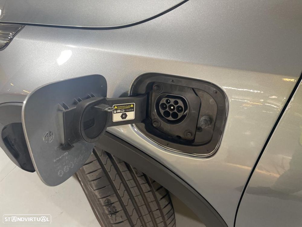 Kia XCeed 1.6 GDi PHEV Drive - 11
