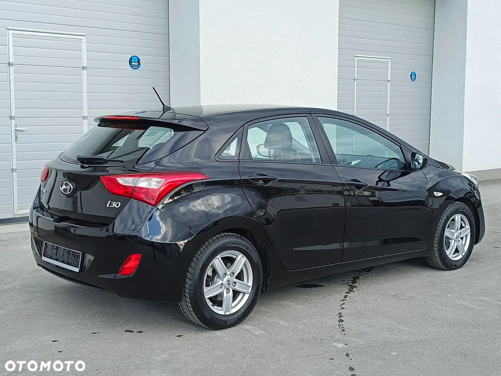 Hyundai i30 i30cw 1.4 Fifa World Cup Edition - 3
