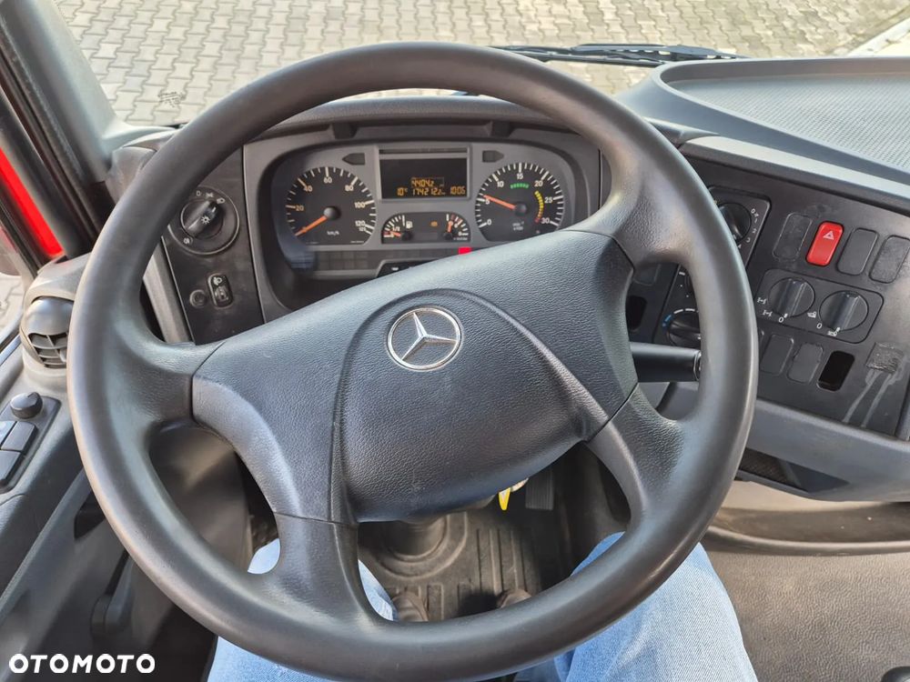 Mercedes-Benz Atego 918 / 4X4 / ZWYŻKA / MAX 18M / 200KG ŁADOWNOŚĆ / STAN BARDZO DOBRY / SERWISOWANY / BEZWYPADKOWY / NISKI PRZEBIEG! - 31