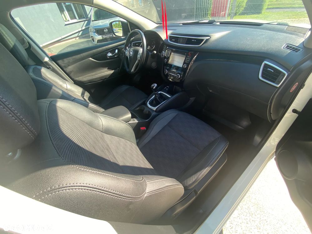 Nissan Qashqai - 12