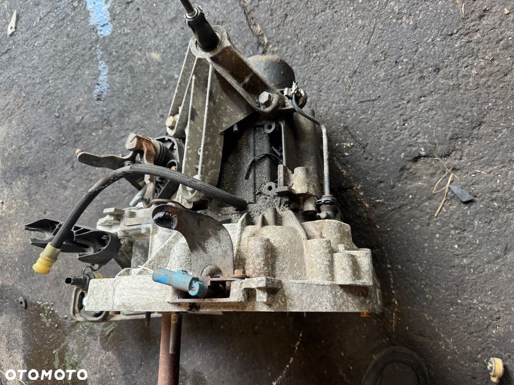 Dacia duster skrzynia biegów manual 1.6 CE JR5 cejr5 jr5187 JR5187 8200942132 a002691 - 5