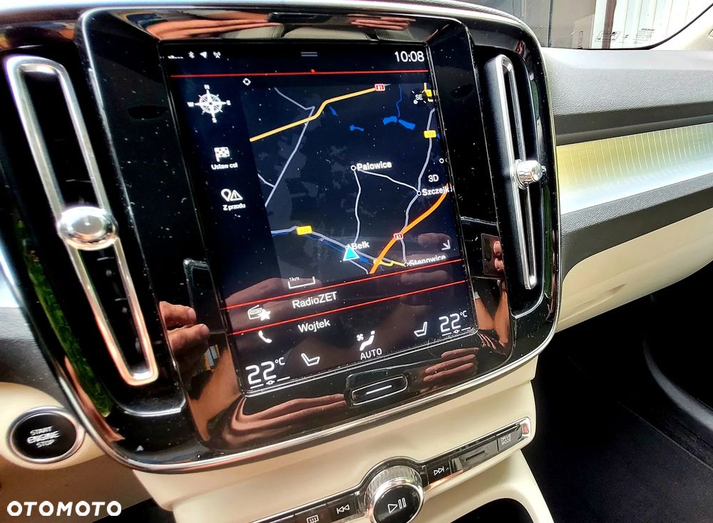 Volvo XC 40 T3 Momentum - 25