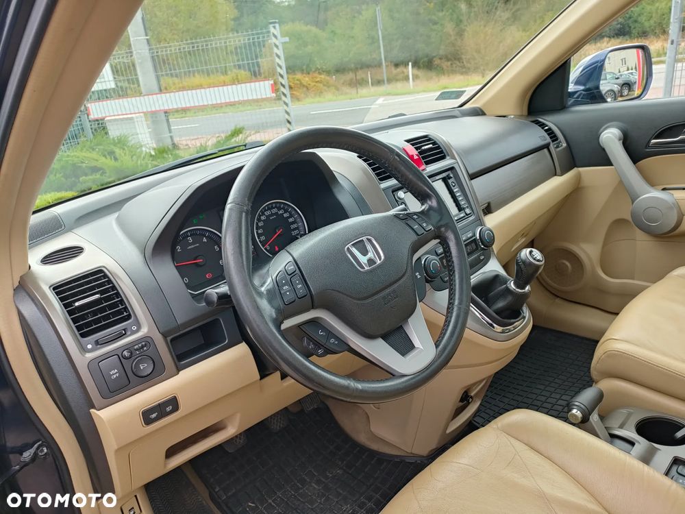 Honda CR-V 2.2i CTDi DPF Executive - 24