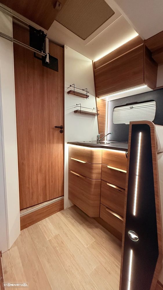 Pilote Expression P746 Automática, Cama Central - 16