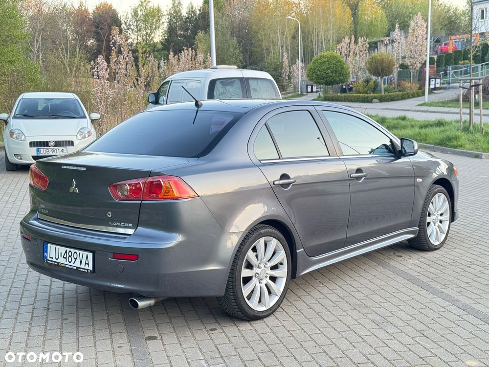 Mitsubishi Lancer 1.8 CVT Instyle - 13