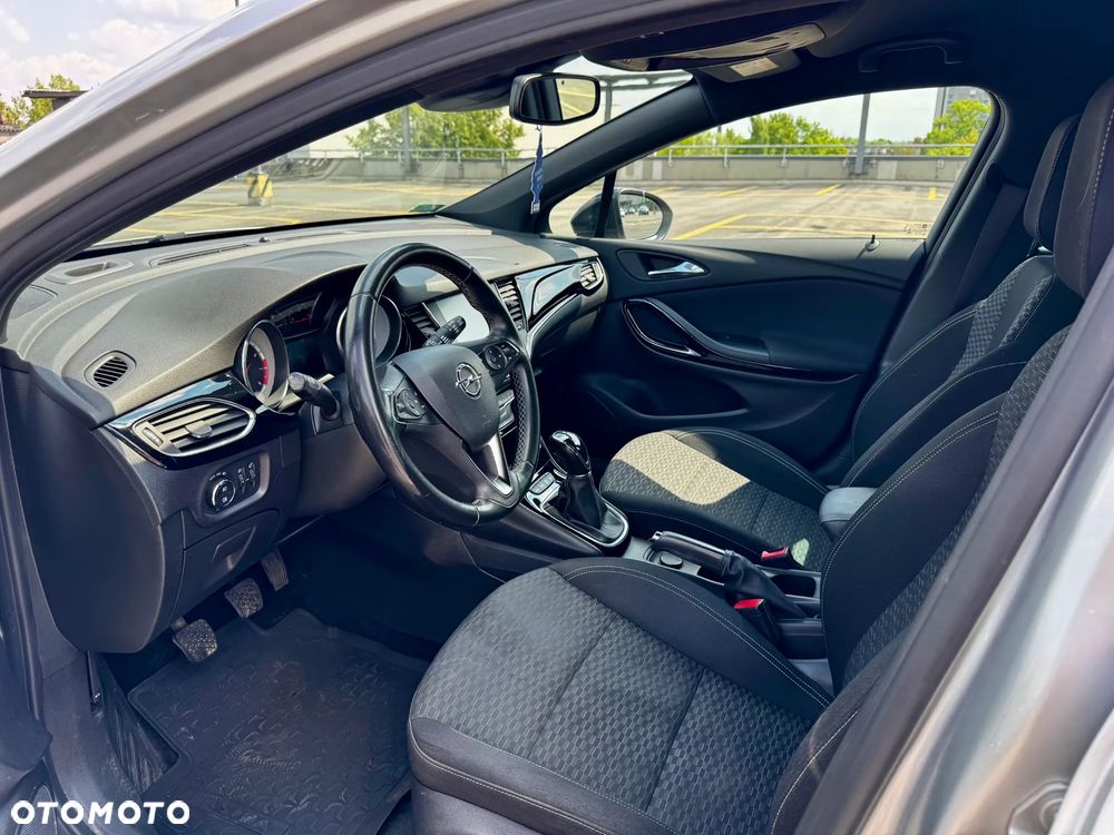 Opel Astra - 9
