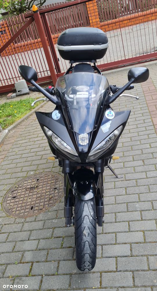 Yamaha FZ6 - 8