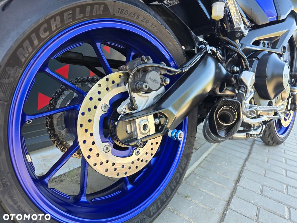 Yamaha MT - 8