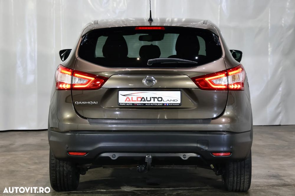 Nissan Qashqai 1.6 DCI Start/Stop N-Connecta - 36